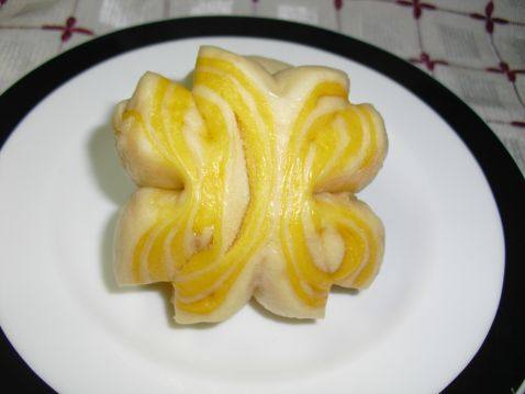 蝴蝶花卷与菊花卷步骤7