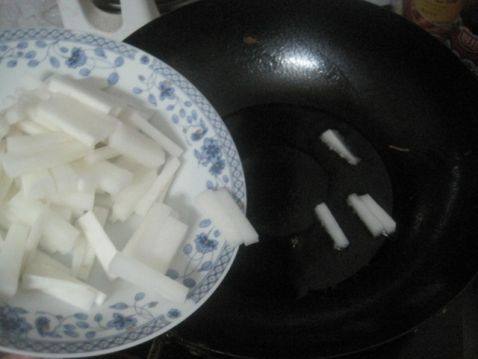 芋禾白萝卜步骤3