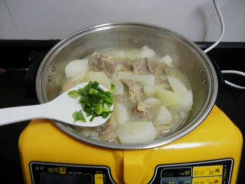 白萝卜炖山羊肉步骤12