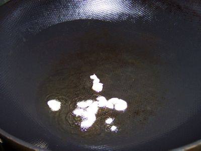 蚝油炒苦瓜步骤5