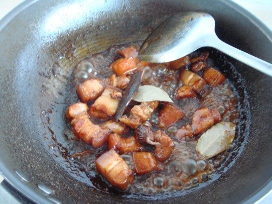 萝卜焖肉步骤3