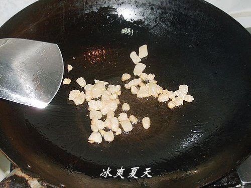 青豆炒萝卜丁步骤2