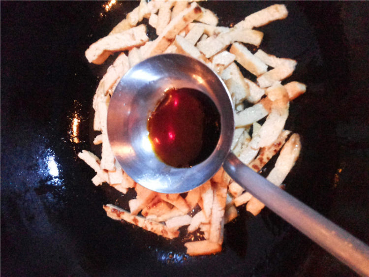 扁豆丝炒豆腐步骤10