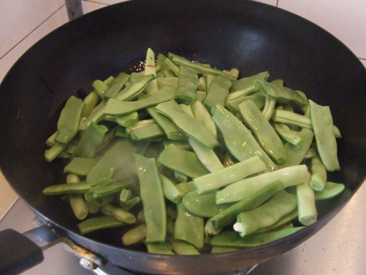 排骨炖豆角步骤10