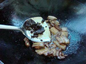豆豉五花肉炒扁豆步骤6
