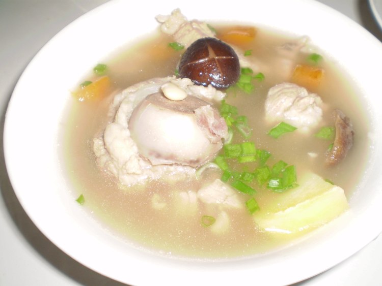 扁豆香菇炖骨头步骤11