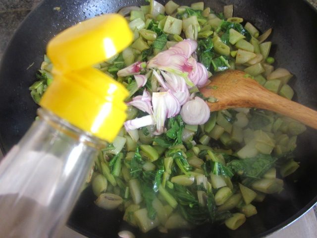 蚝油白菜扁豆步骤5