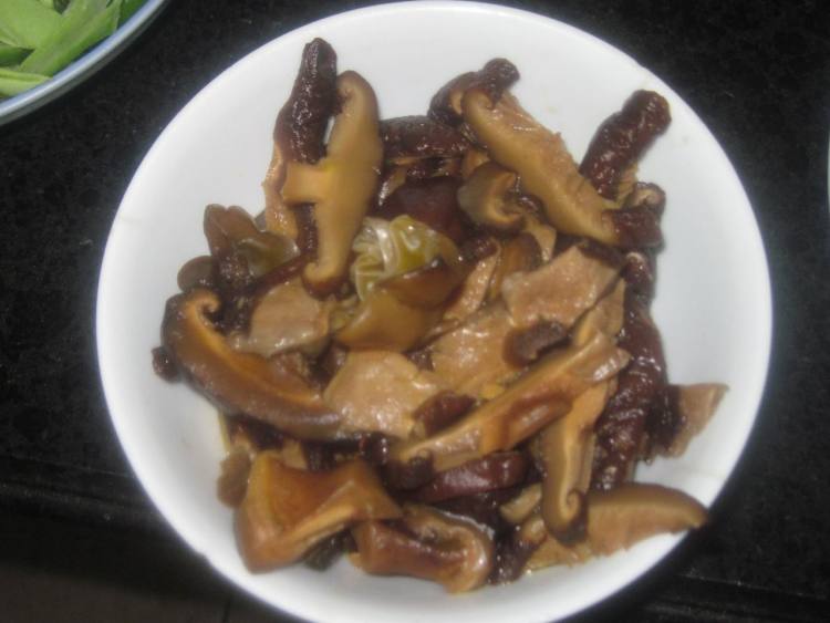 扁豆香菇步骤2