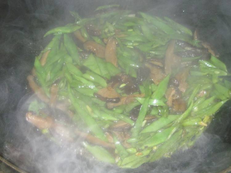 扁豆香菇步骤8
