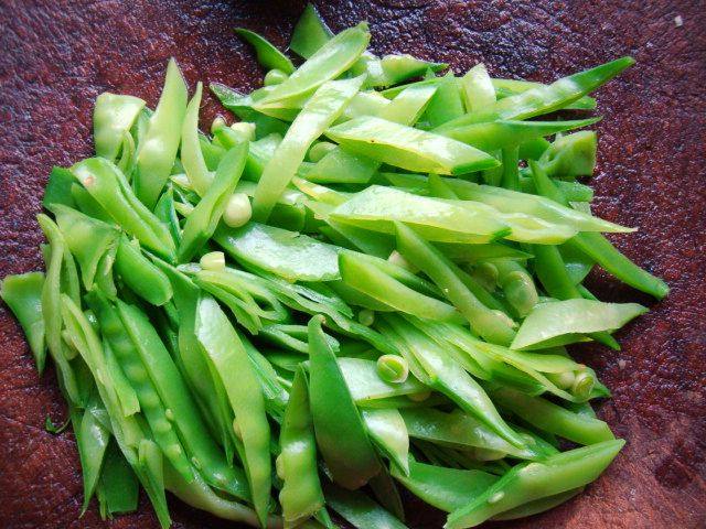 炒扁豆丝步骤3