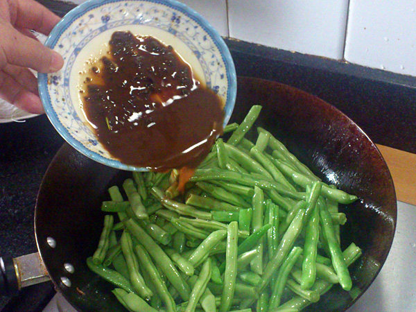 酱焖扁豆步骤9