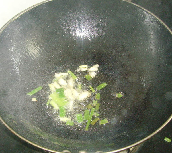 炒扁豆步骤2