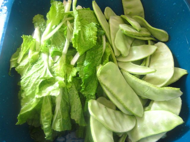 白菜扁豆炖肉步骤2