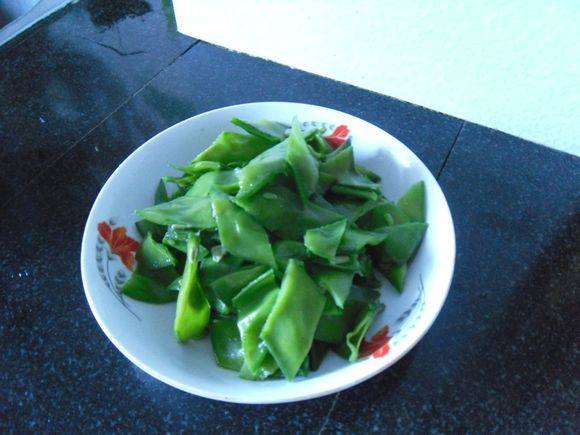 红油扁豆步骤7