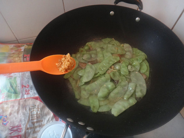 焖扁豆步骤8