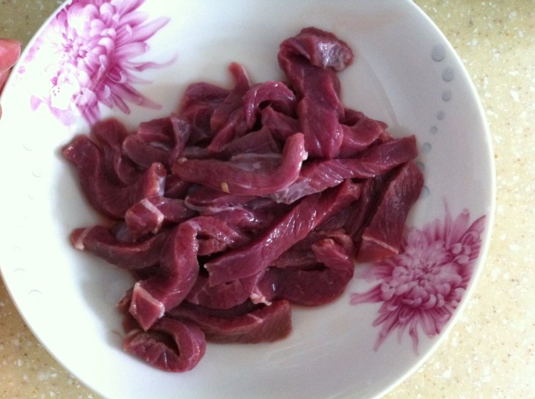 扁豆炒牛肉步骤1