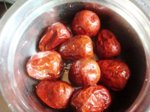 桂圆红枣粥步骤5