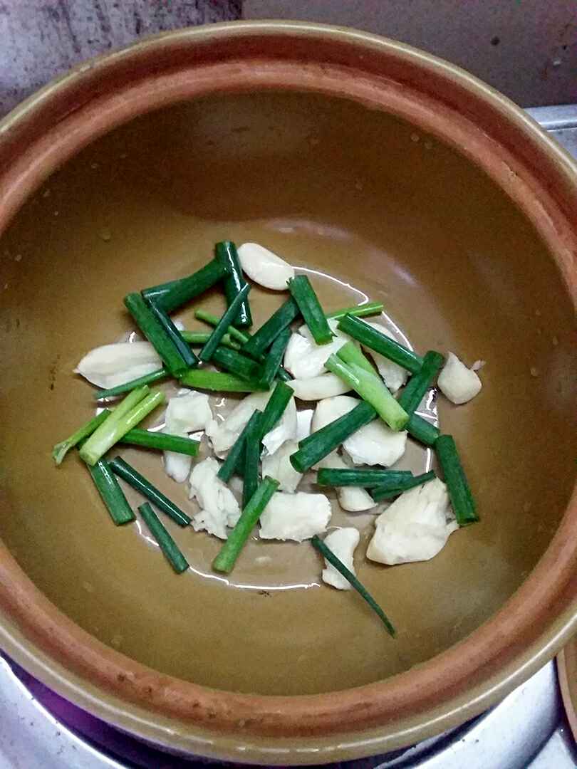 酿豆腐煲步骤6