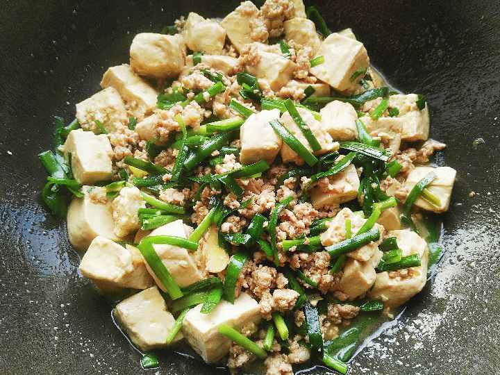 肉末韭菜豆腐步骤8