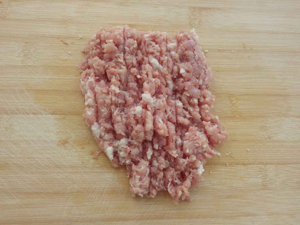 大米肉圆子步骤1