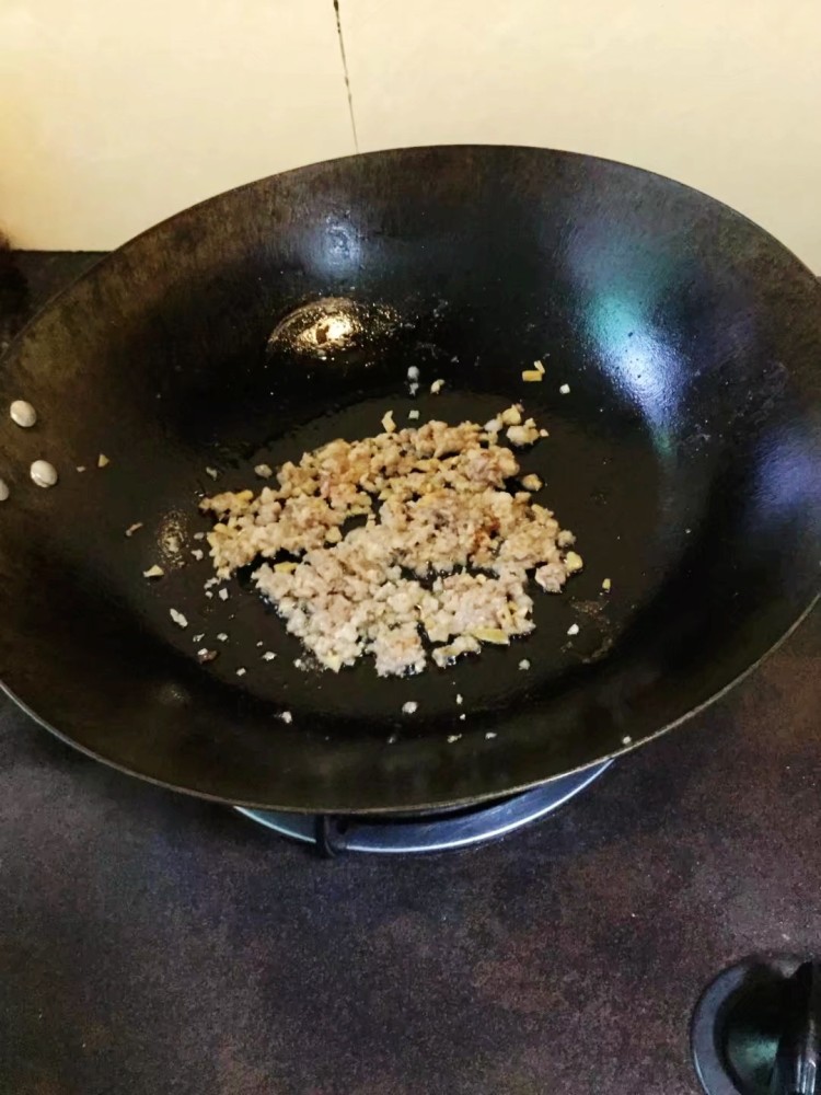 肉煎蛋步骤6