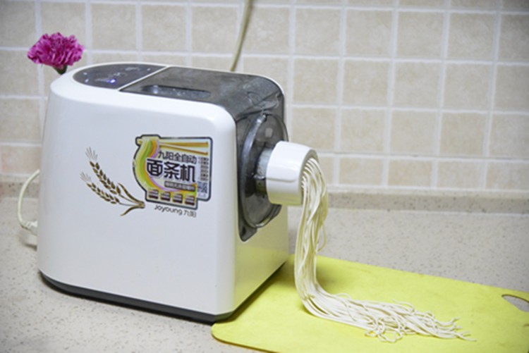 芽菜青豆肉沫拌面步骤1