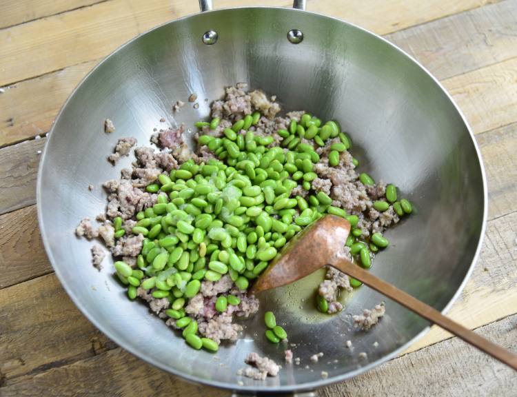 芽菜青豆肉沫拌面步骤5