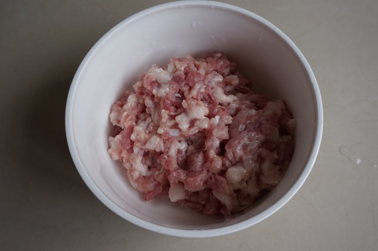 煎酿豆腐步骤2
