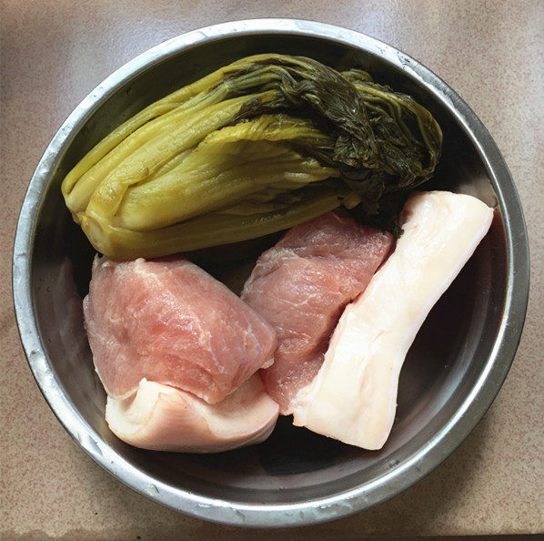 香辣酸菜肉包步骤4