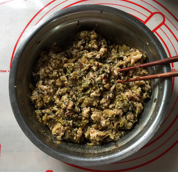 香辣酸菜肉包步骤14
