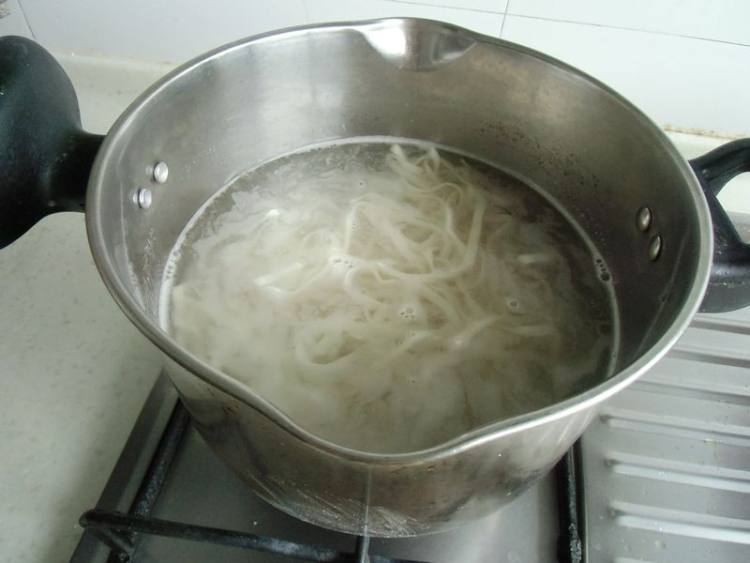 豆角炸酱面步骤9