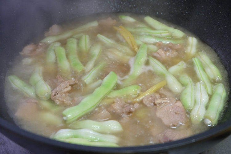 玉米酱豆角步骤8
