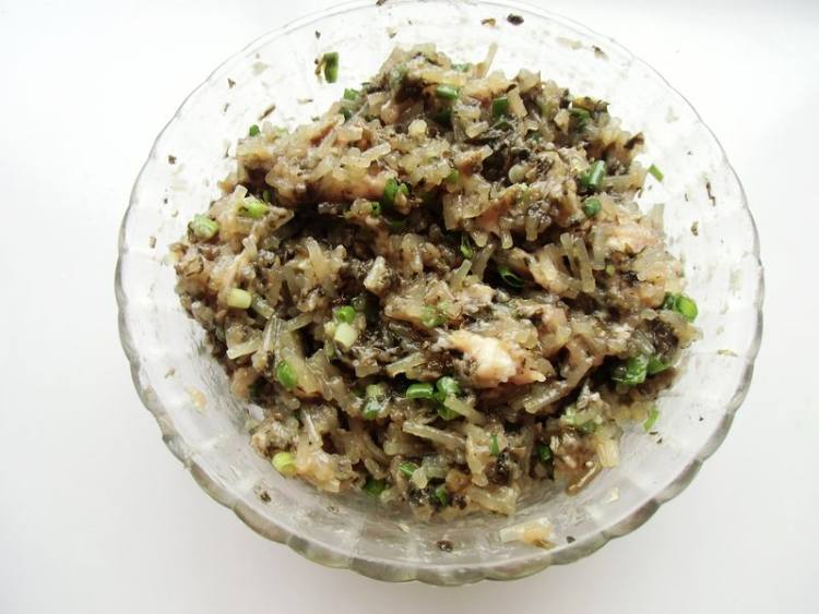 芽菜粉条肉包子步骤7
