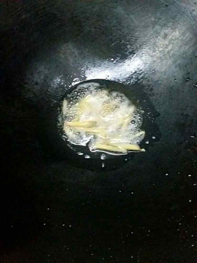 大葱炒猪肉步骤2