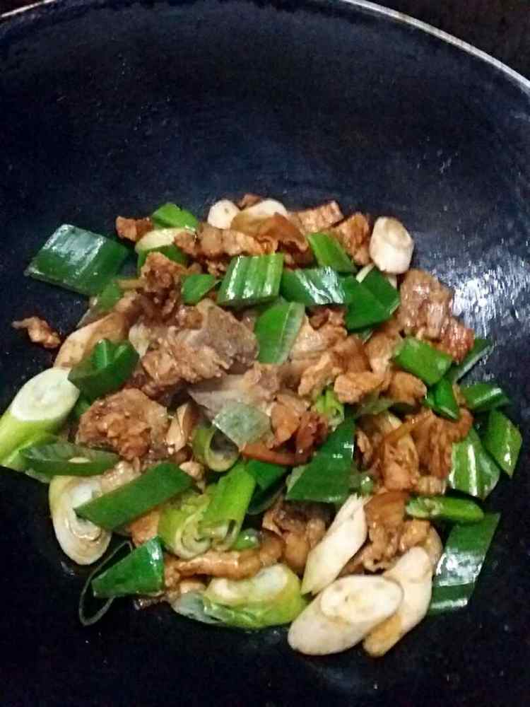大葱炒猪肉步骤6