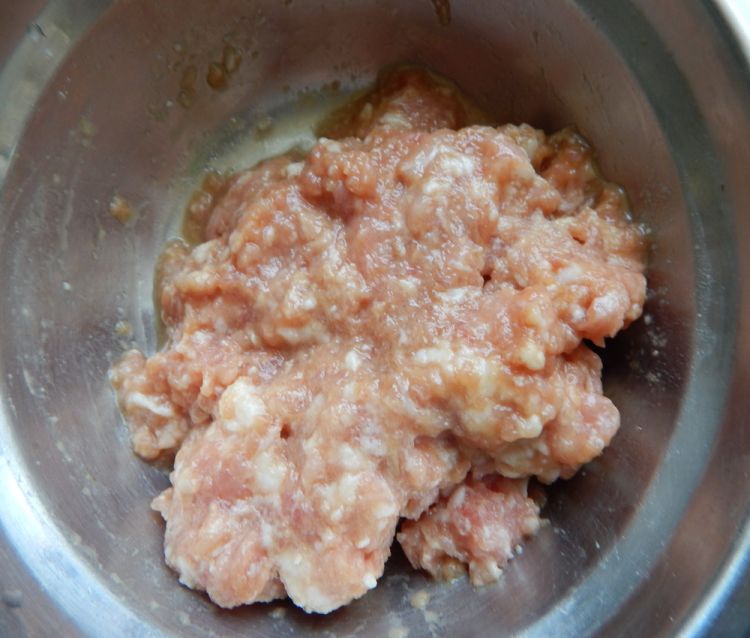 照烧茄子肉末米线步骤5
