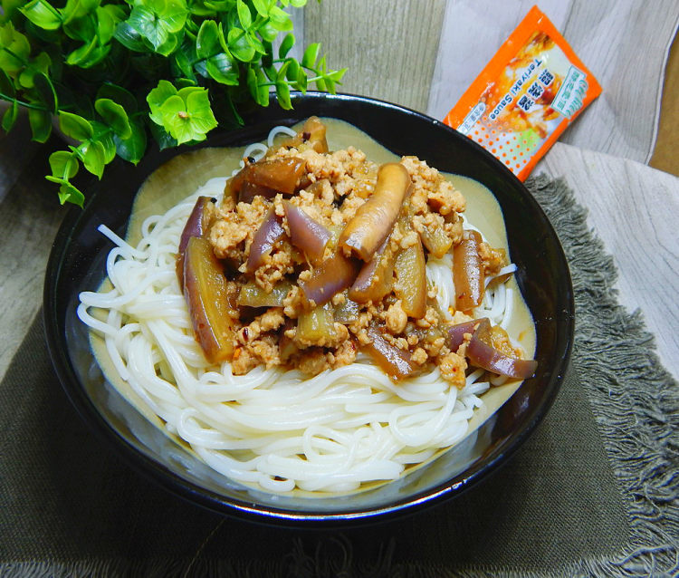 照烧茄子肉末米线步骤16