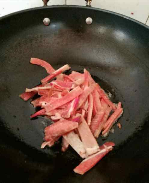 杭椒炒肉步骤3