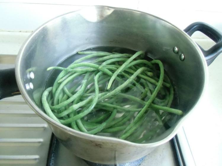 豇豆猪肉饺子步骤5