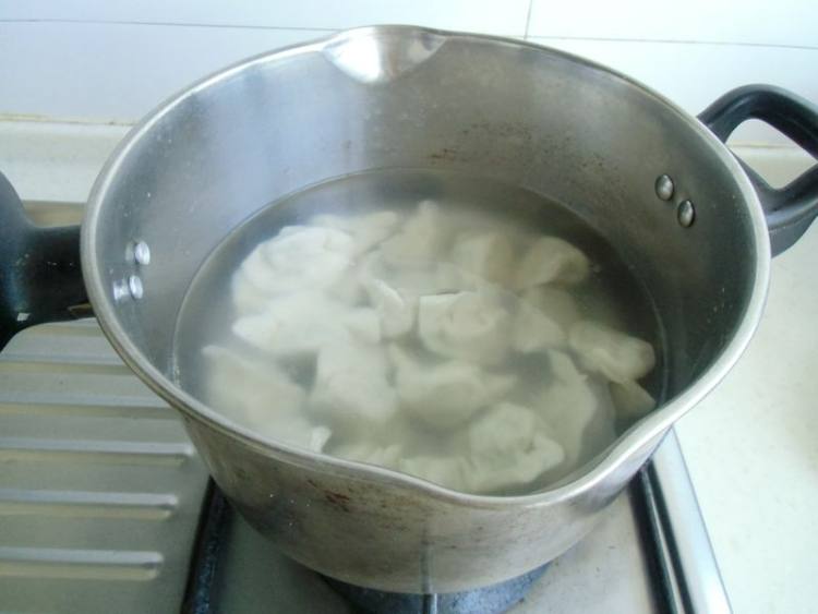 豇豆猪肉饺子步骤13