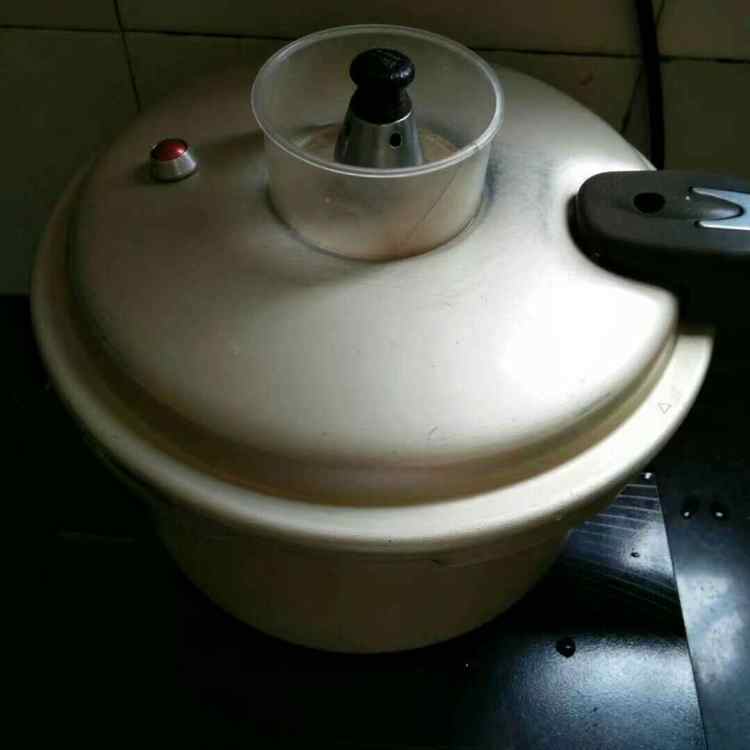 老菜脯瘦肉粥步骤5