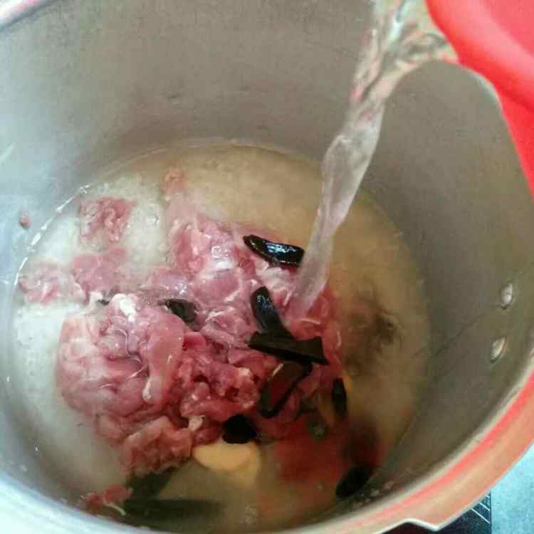 老菜脯瘦肉粥步骤4