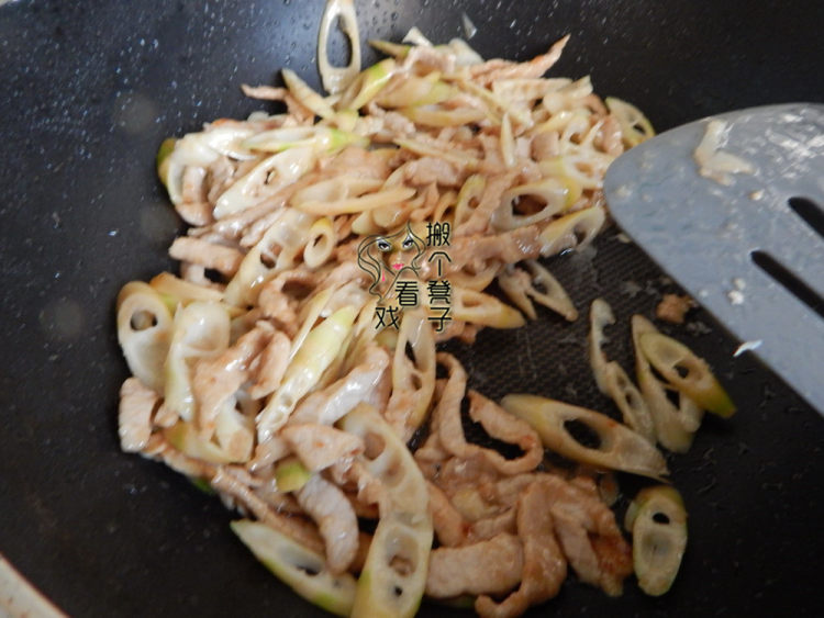 笋尖炒肉步骤8