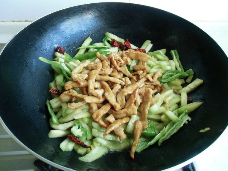 茄子炒肉步骤8