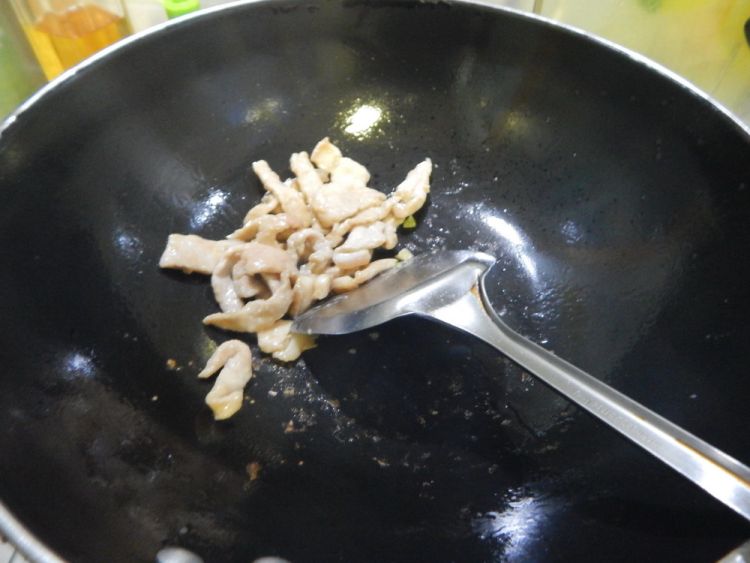 扁豆角烧猪肉步骤4