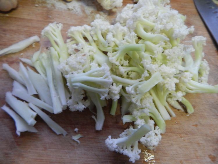 鲜露花菜炒肉步骤1