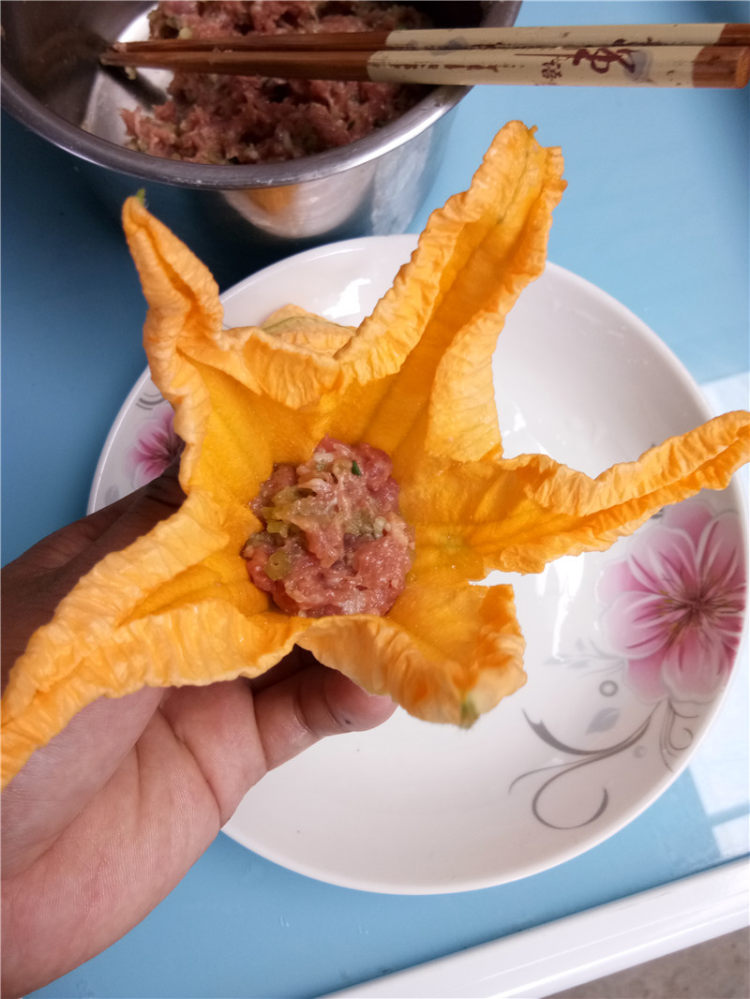 酿南瓜花步骤9