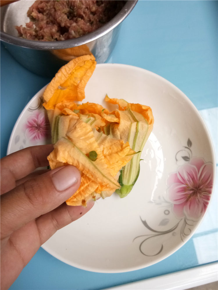 酿南瓜花步骤10