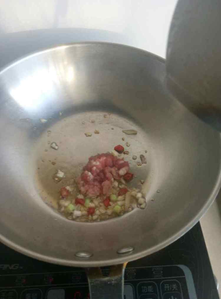 豇豆炒肉沫步骤4