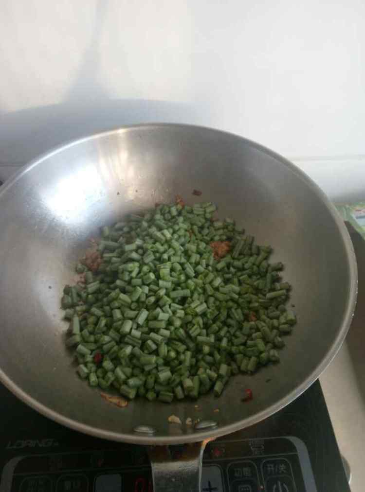 豇豆炒肉沫步骤6